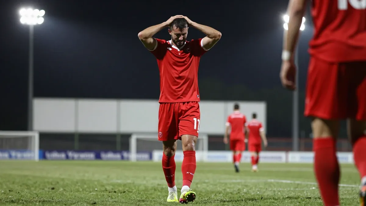 York City manager Scott Lindsey has criticised the EFL Trophy's substitution rules as 'massively ridiculous' following...